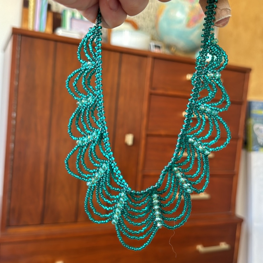 💚Beautiful set of beaded necklace and bracelet